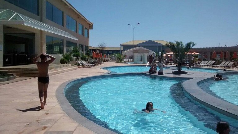 Resort Lacqua Diroma II com piscinas Termais