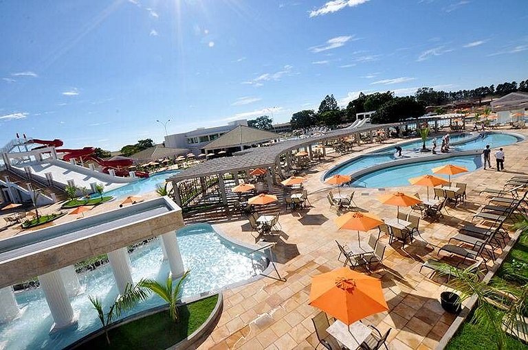 Resort Lacqua Diroma II com piscinas Termais