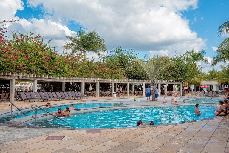 Resort Lacqua Diroma II com piscinas Termais