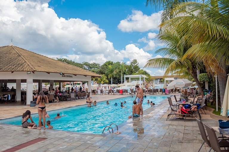 Resort Lacqua Diroma II com piscinas Termais