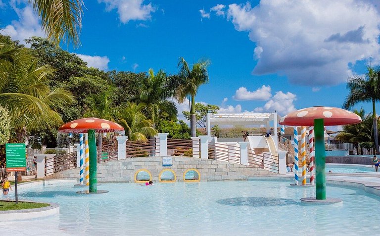 Resort Lacqua Diroma II com piscinas Termais